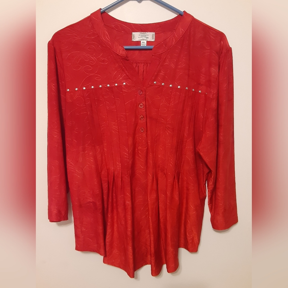 ❤️ Shannon Ford New York Petite Red Embossed Button-Up Tunic – Size PXL